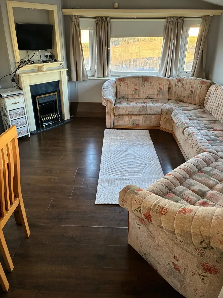 35X12 2 Bedroom Winterpack Delivered - Image 2