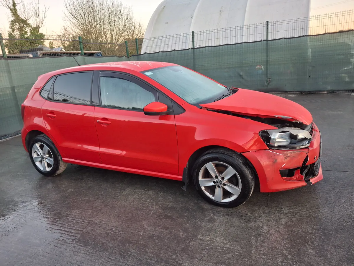 ?2014 Volkswagen Polo  1.2 Petrol - Image 3