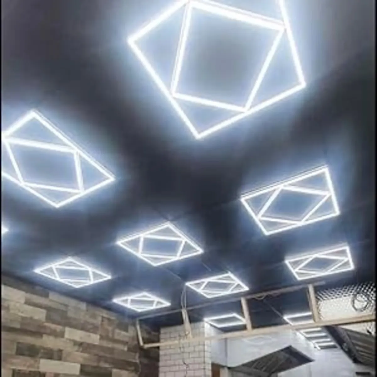LED lights for shops and garages - Image 1
