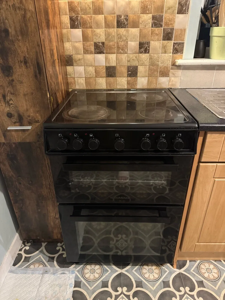 NordMende Freestanding Electric Cooker – Black - Image 1