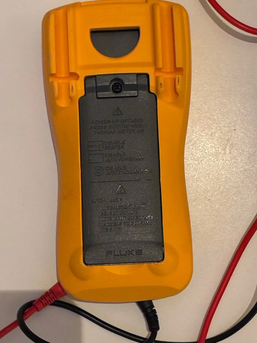 FLUKE 116 DIGITAL  MULTIMETER - Image 4