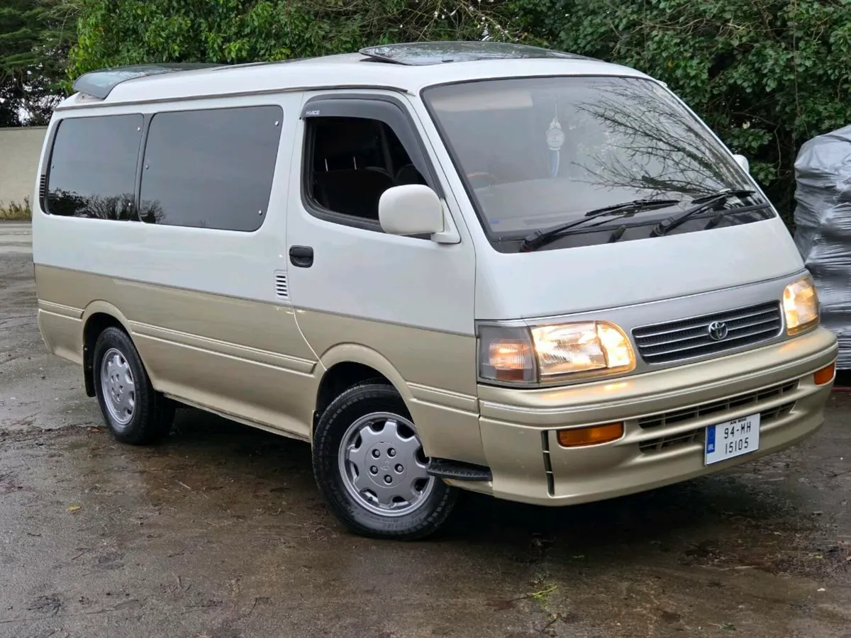 Toyota hiace supercustom living saloon diesel auto - Image 2