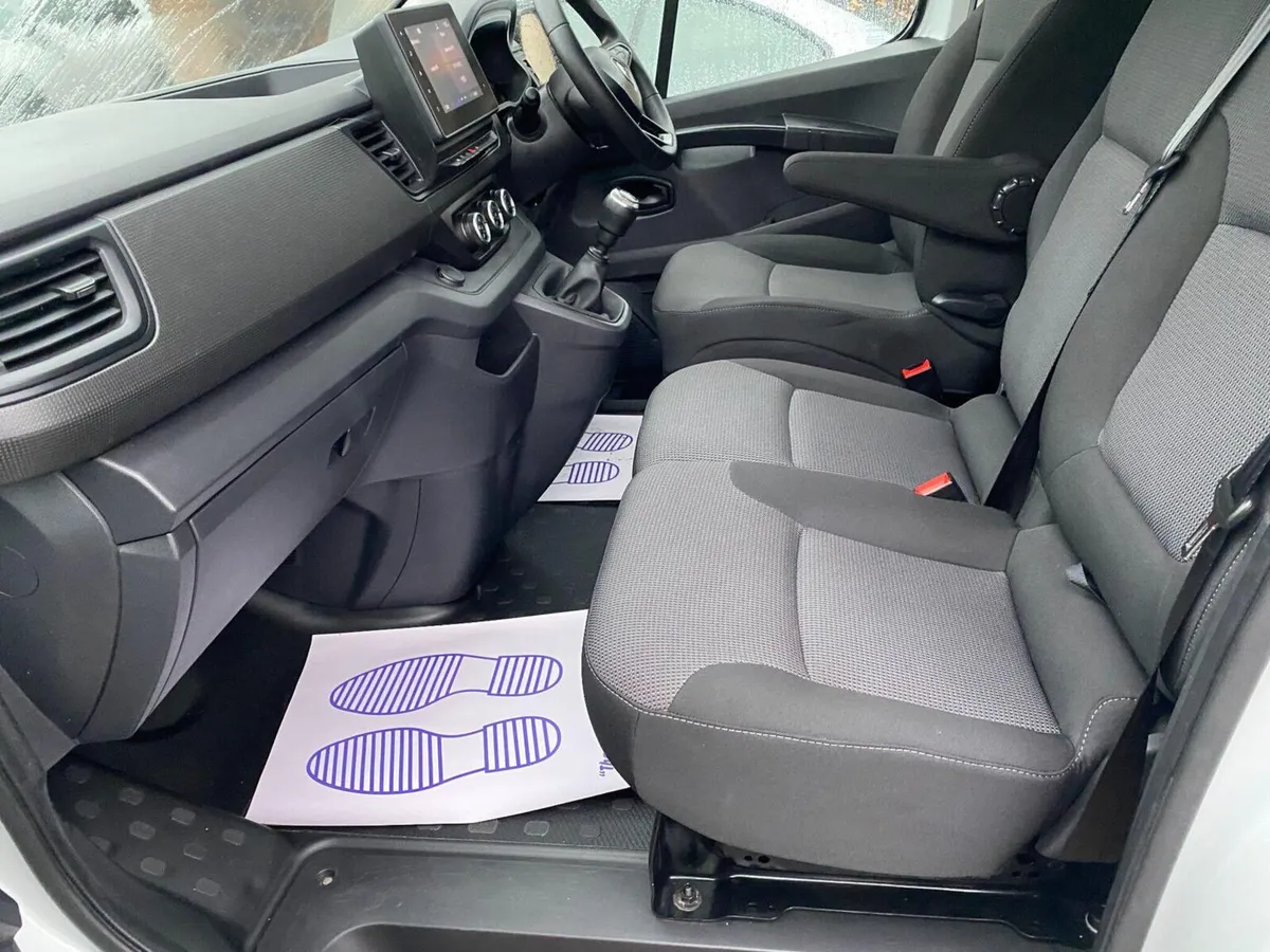 Renault Trafic 2022 business+ - Image 2