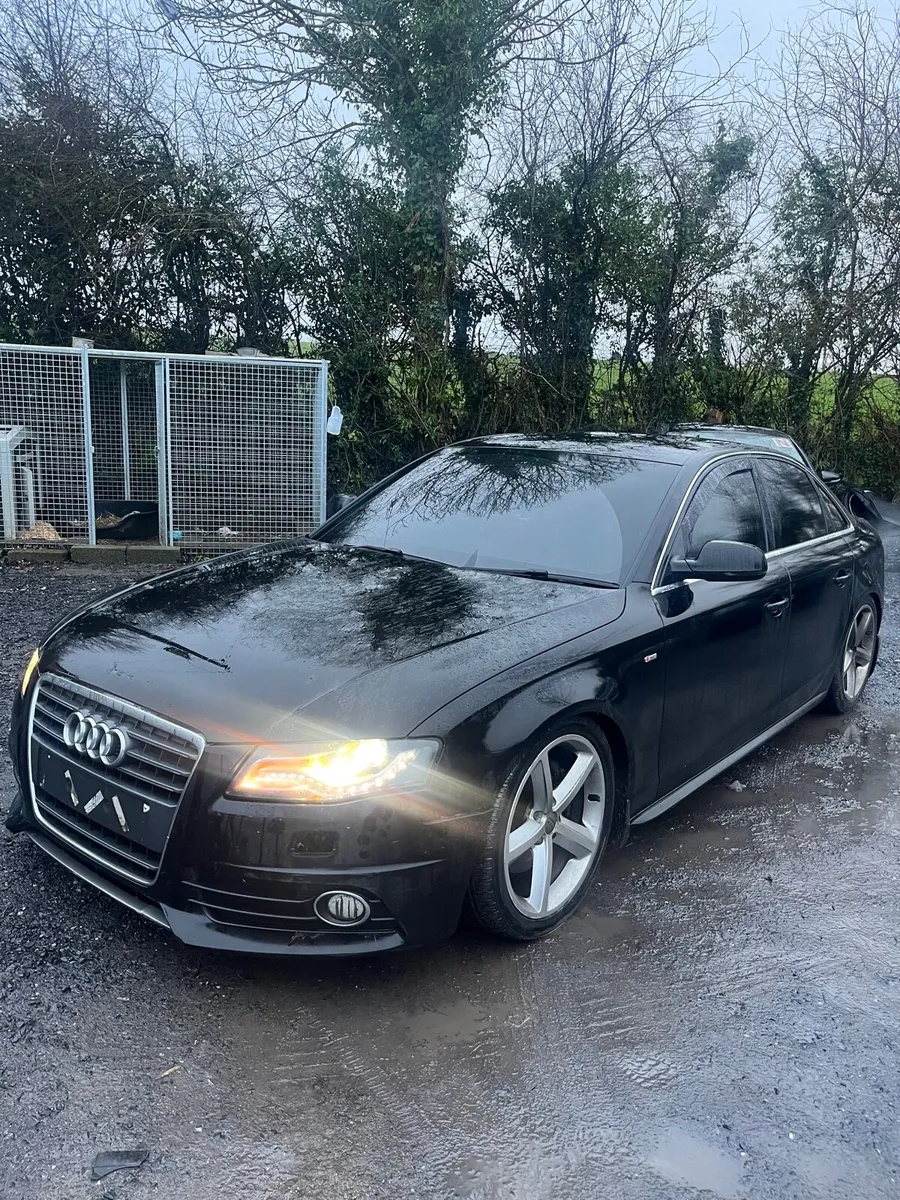 2010 Audi A4 S-Line - Image 2