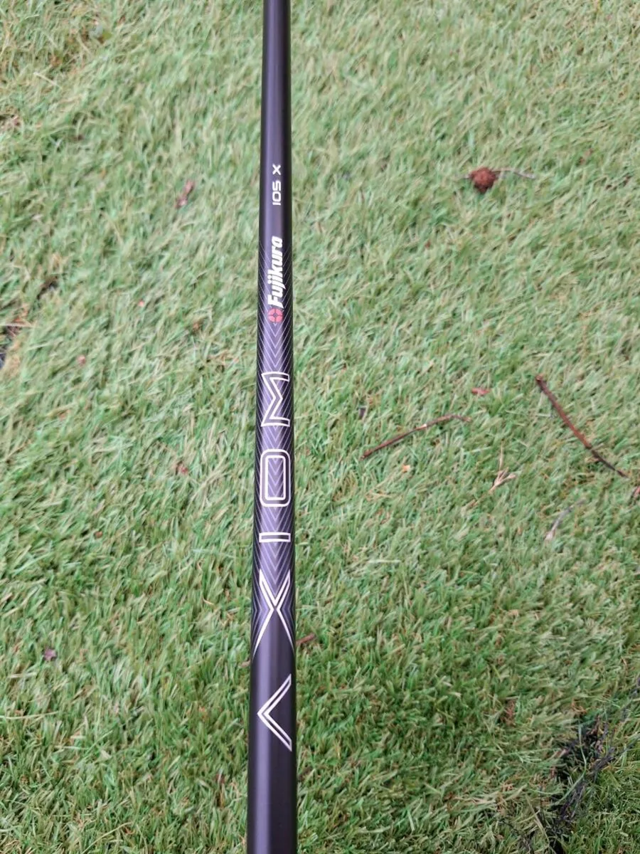 T200 4 iron with upgraded Axiom Velocore shaft - Image 3