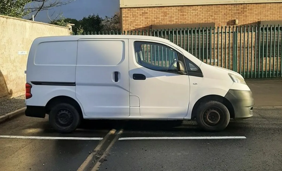 Nissan NV200 2015 - Image 4