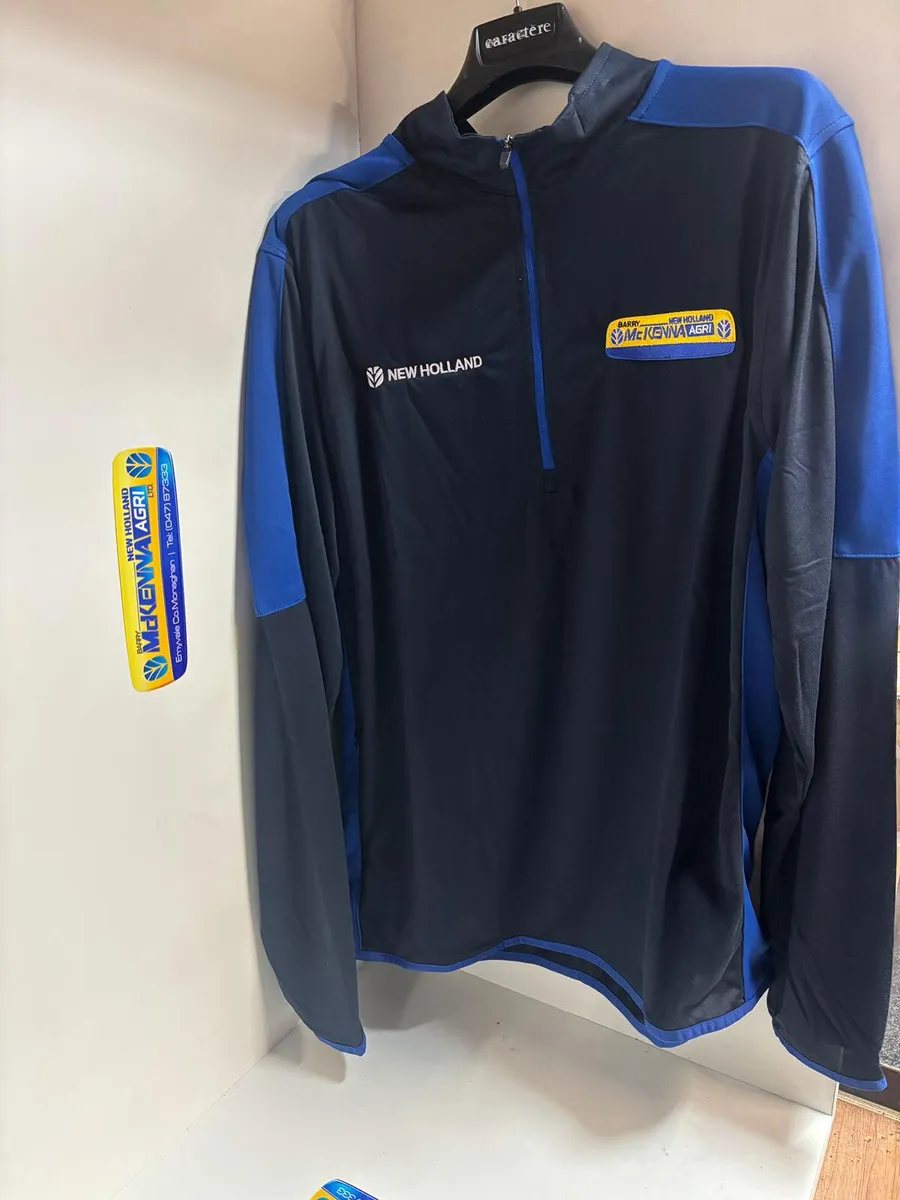 Christmas Clothes 2025 - Image 4