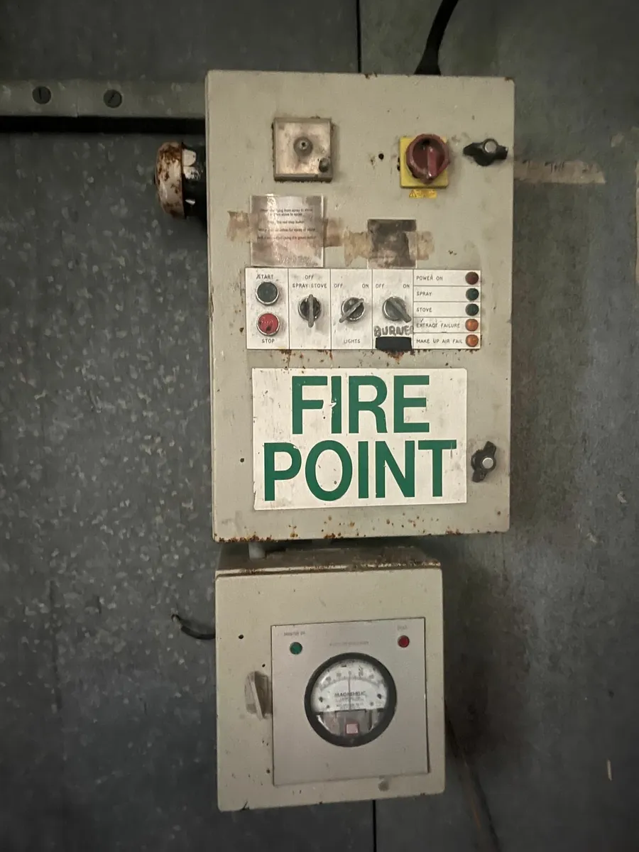 Spray Booth - Image 3