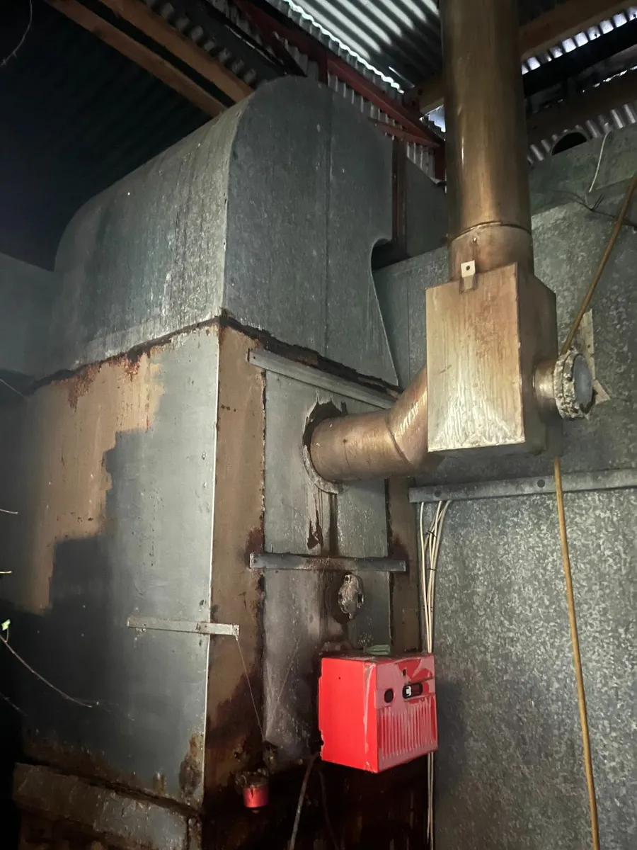 Spray Booth - Image 2