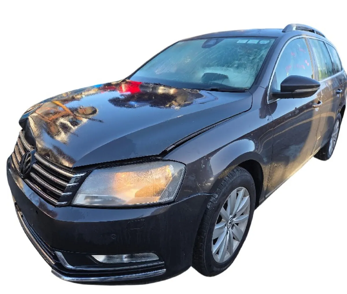 2011 Volkswagen Passat for Breaking/Dismantling - Image 3