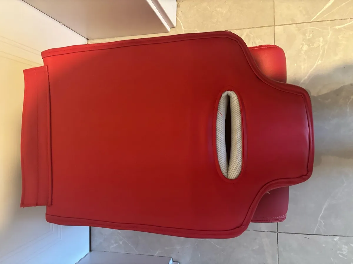 X rocker gaming chair - Image 3