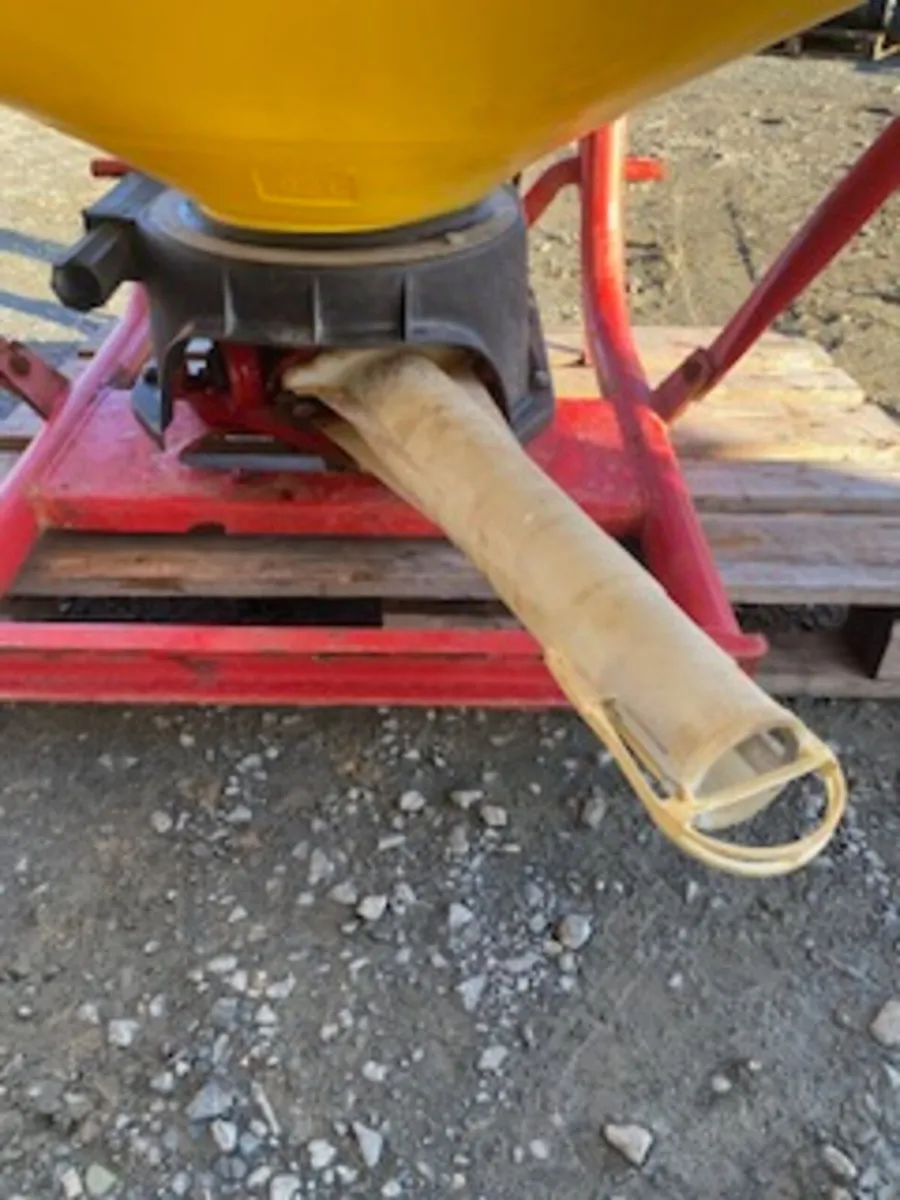 Abbey Fert Spreader - Image 3