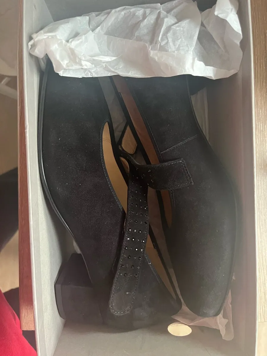 Black suede shoes - Image 1