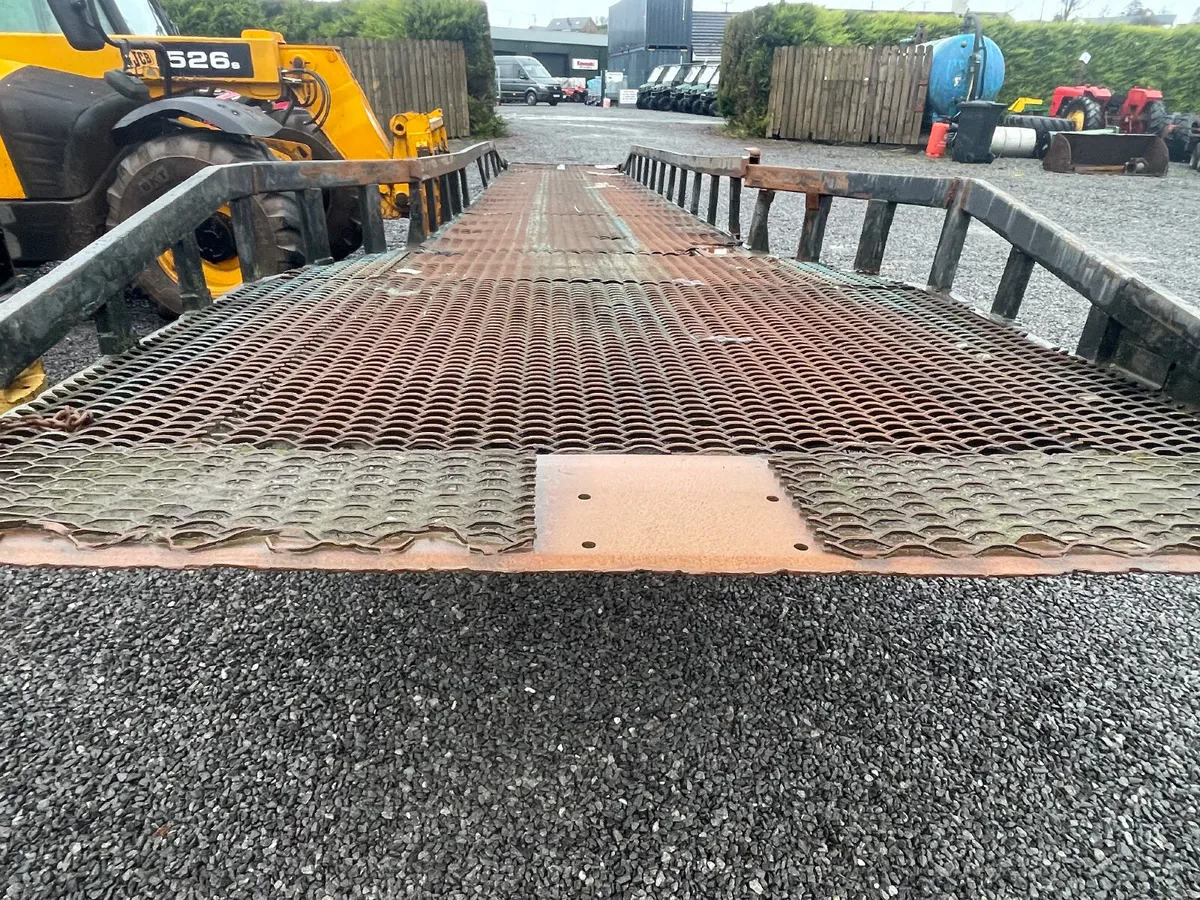 Forklift loading ramp - Image 2