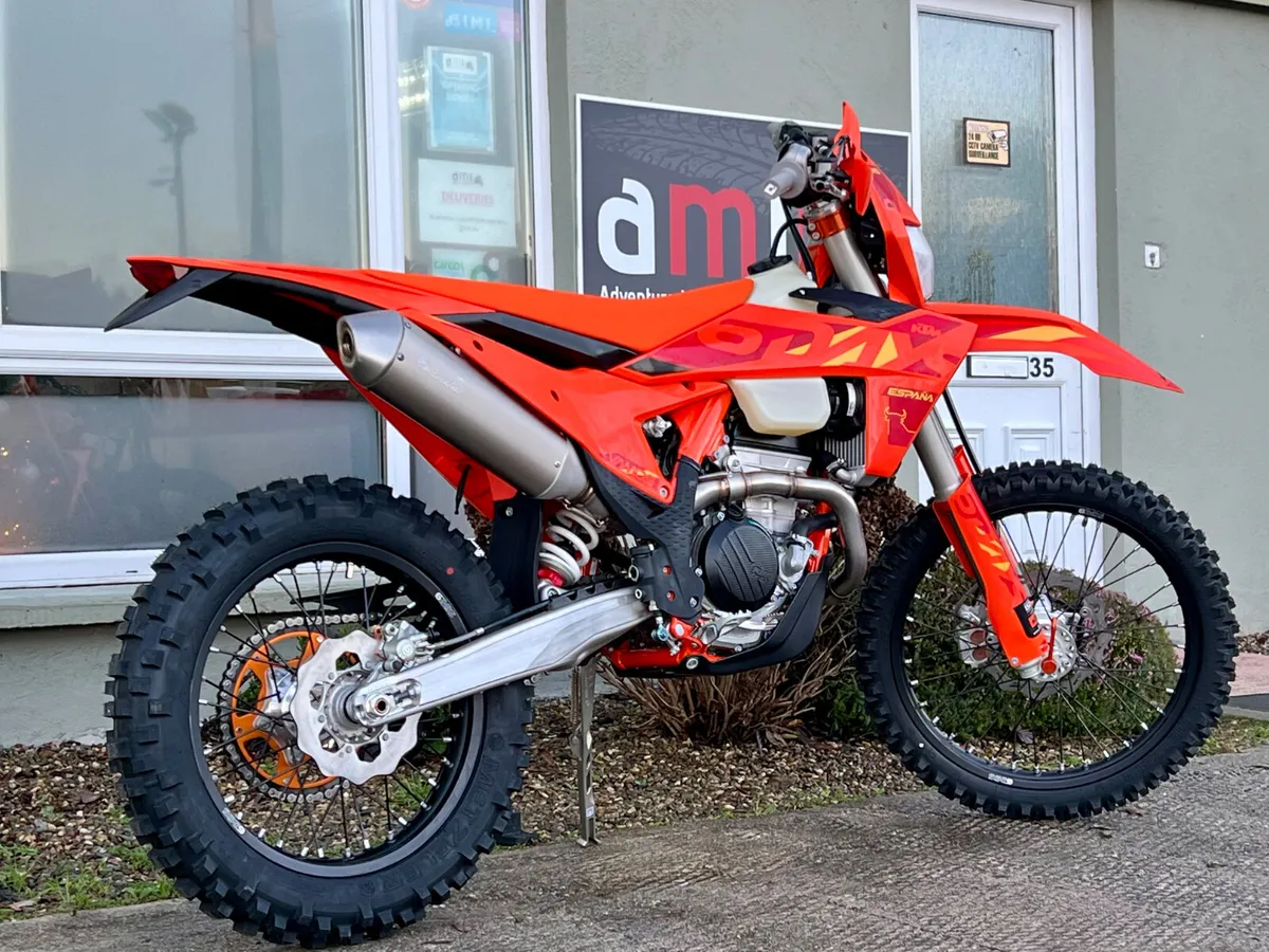 KTM 250 EXC-F SIX DAYS 2025 - Image 3