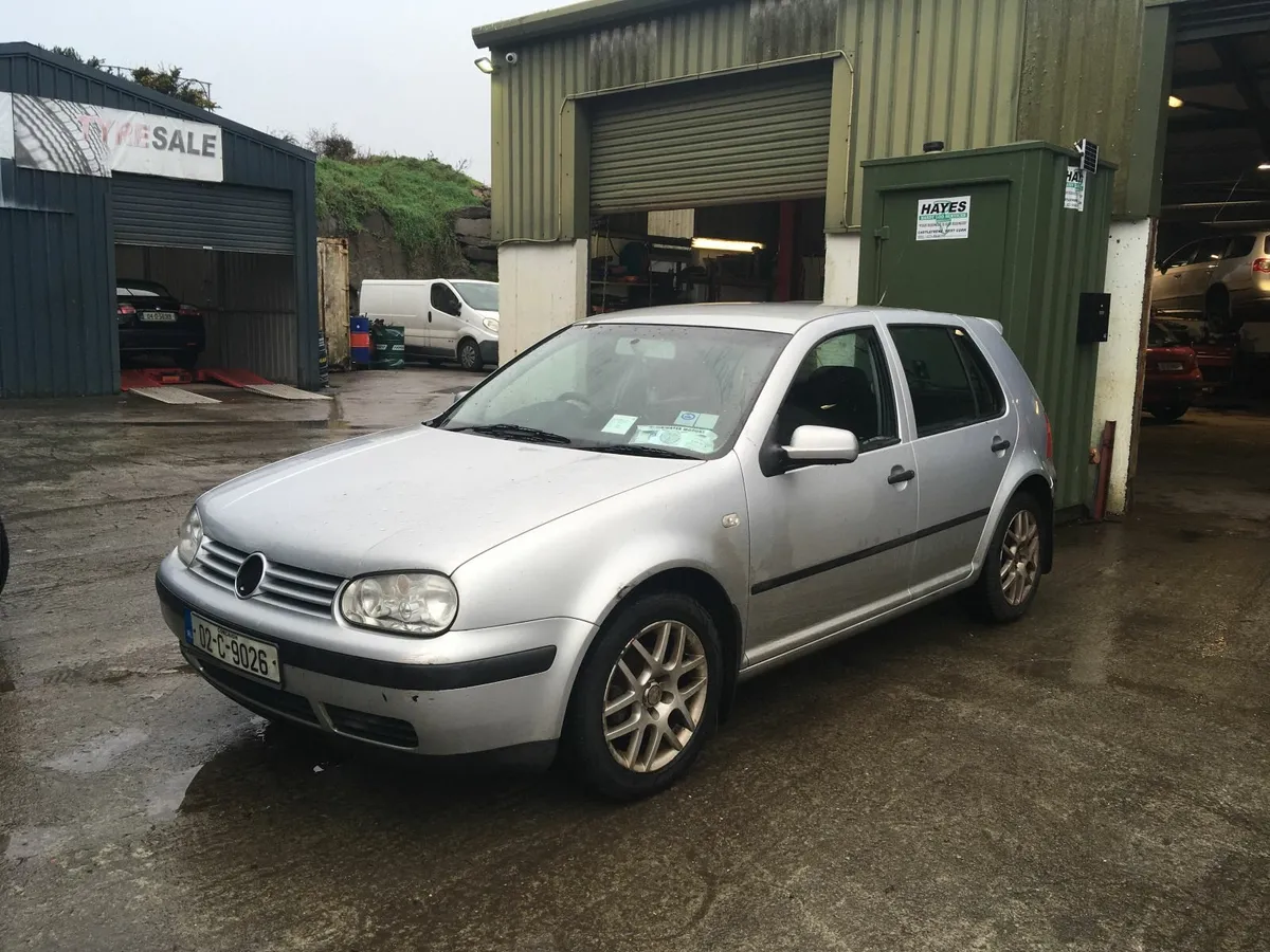 VW Golf 2002 - For Parts - Image 1
