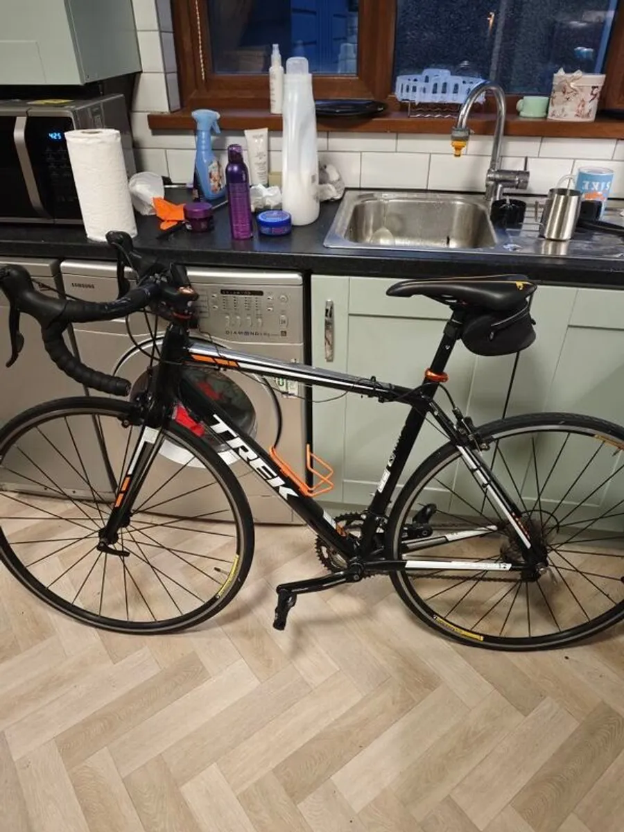 trek one series 1.2 54cm frame quick sale - Image 3