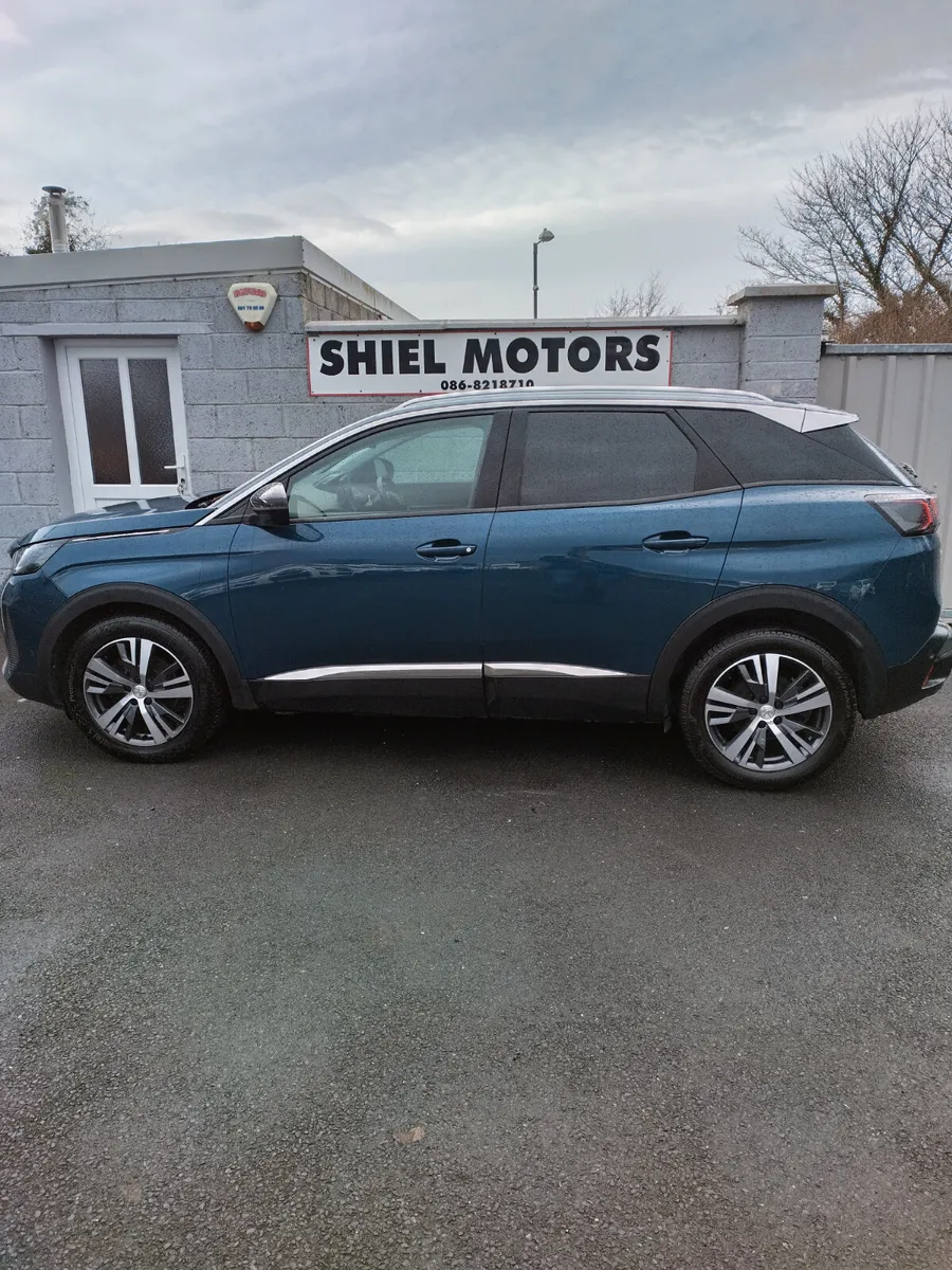Peugeot 3008 2022 - Image 2