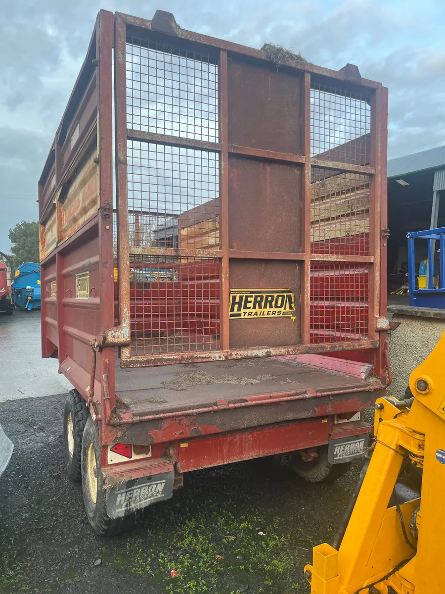 Used Herron 9 Ton Silage Trailer - Image 4