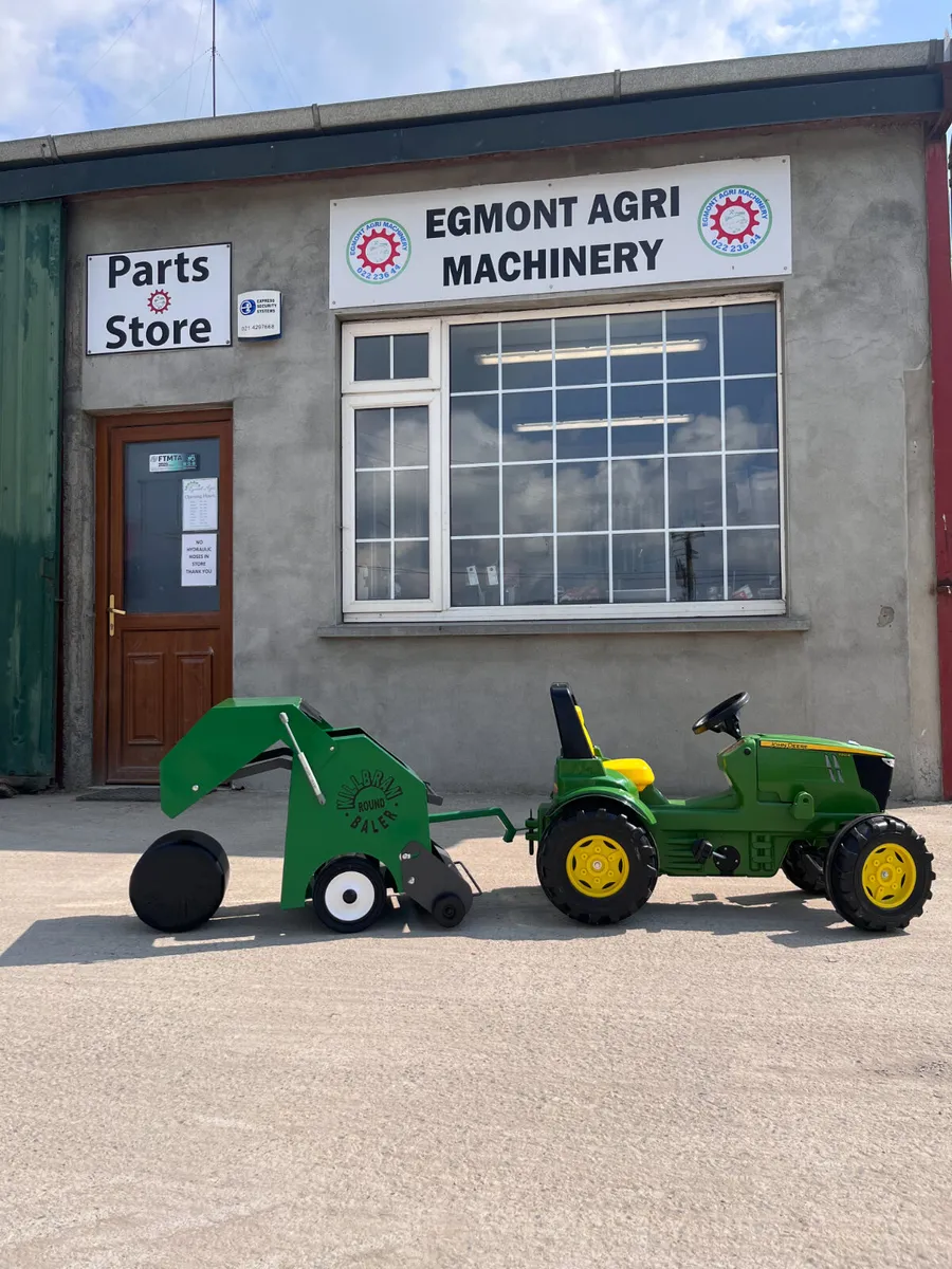 Killbran Round Baler for Pedal & Electric Tractors - Image 1