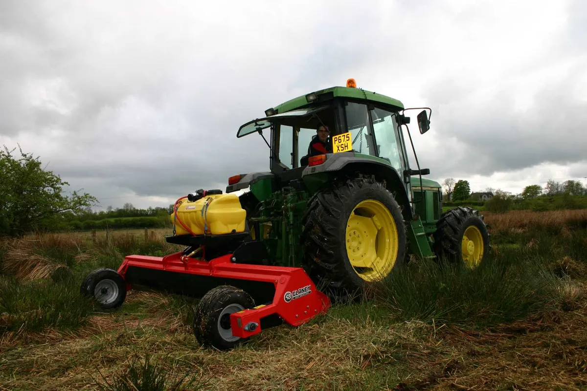 Tractor Mounted Weed Wiper: 2.4m-6.6m - Image 3