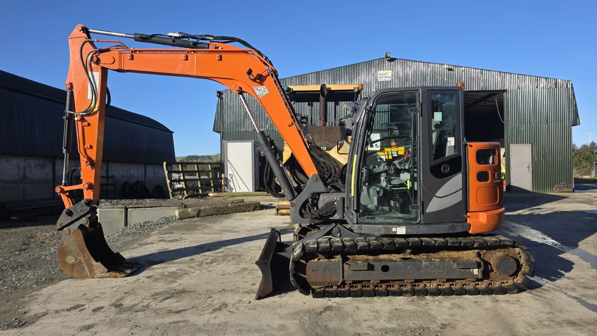 2022 Hitachi ZX85USB-6 (Low Hours) ZX 85 - Image 1