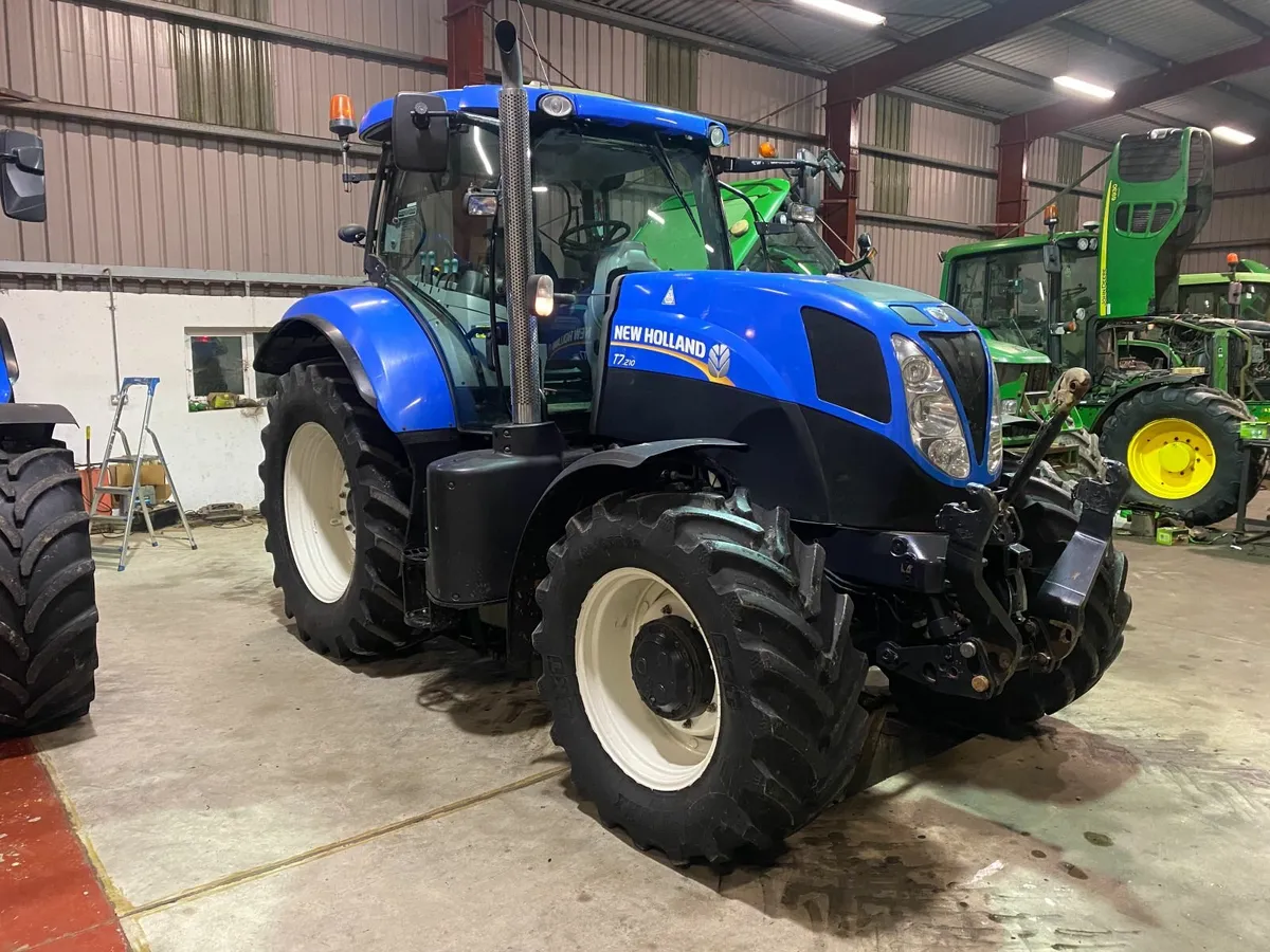 New Holland T7.210 - Image 1