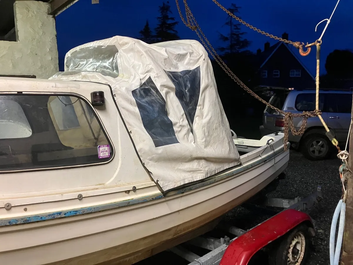 FOLDING HOOD/CANOPY FOR ORKNEY LONGLINER 16 - Image 3