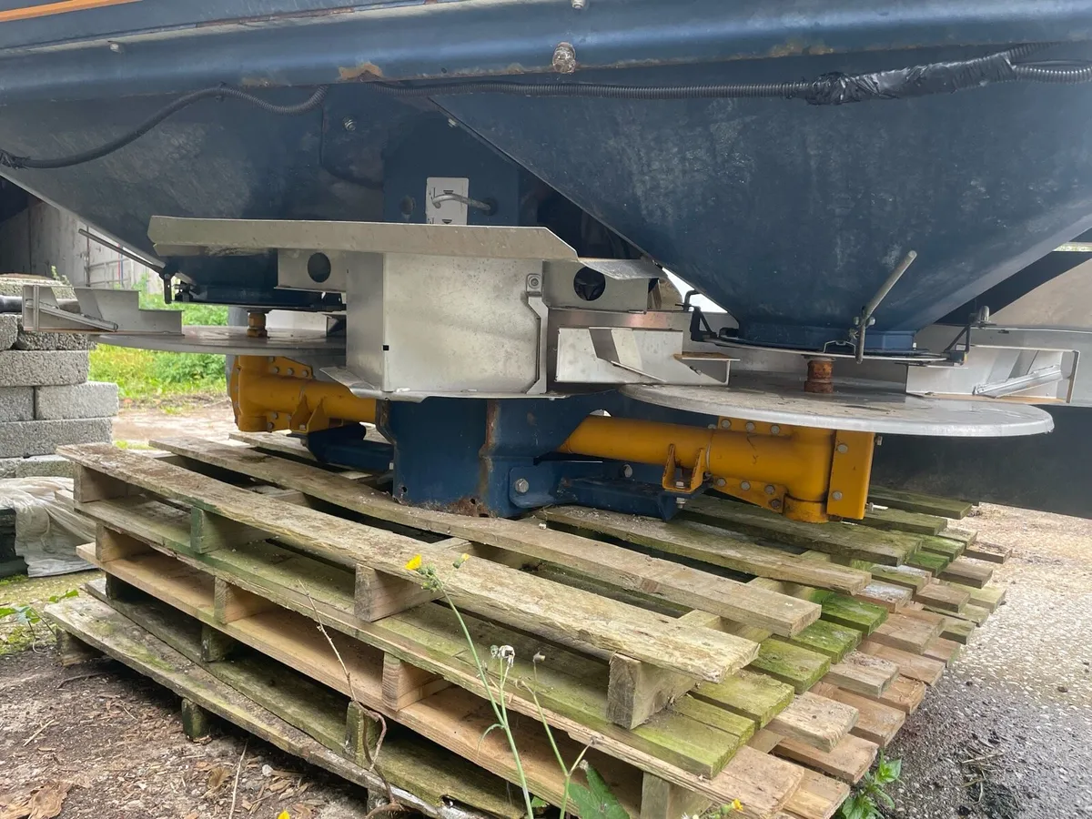 Bogballe Fertiliser Spreader - Image 4