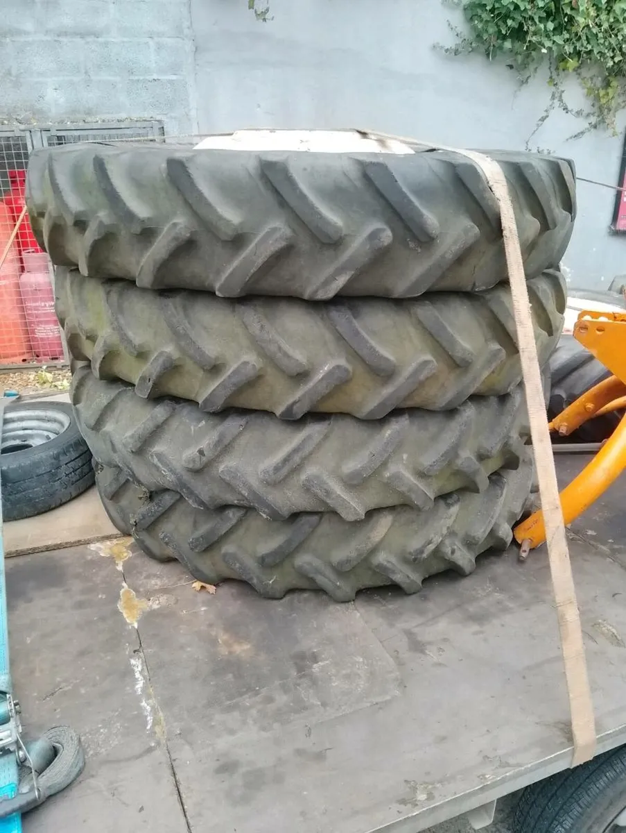 Wheels Row Crops 4 X 11.2R36 270/95R32 6 stud - Image 1