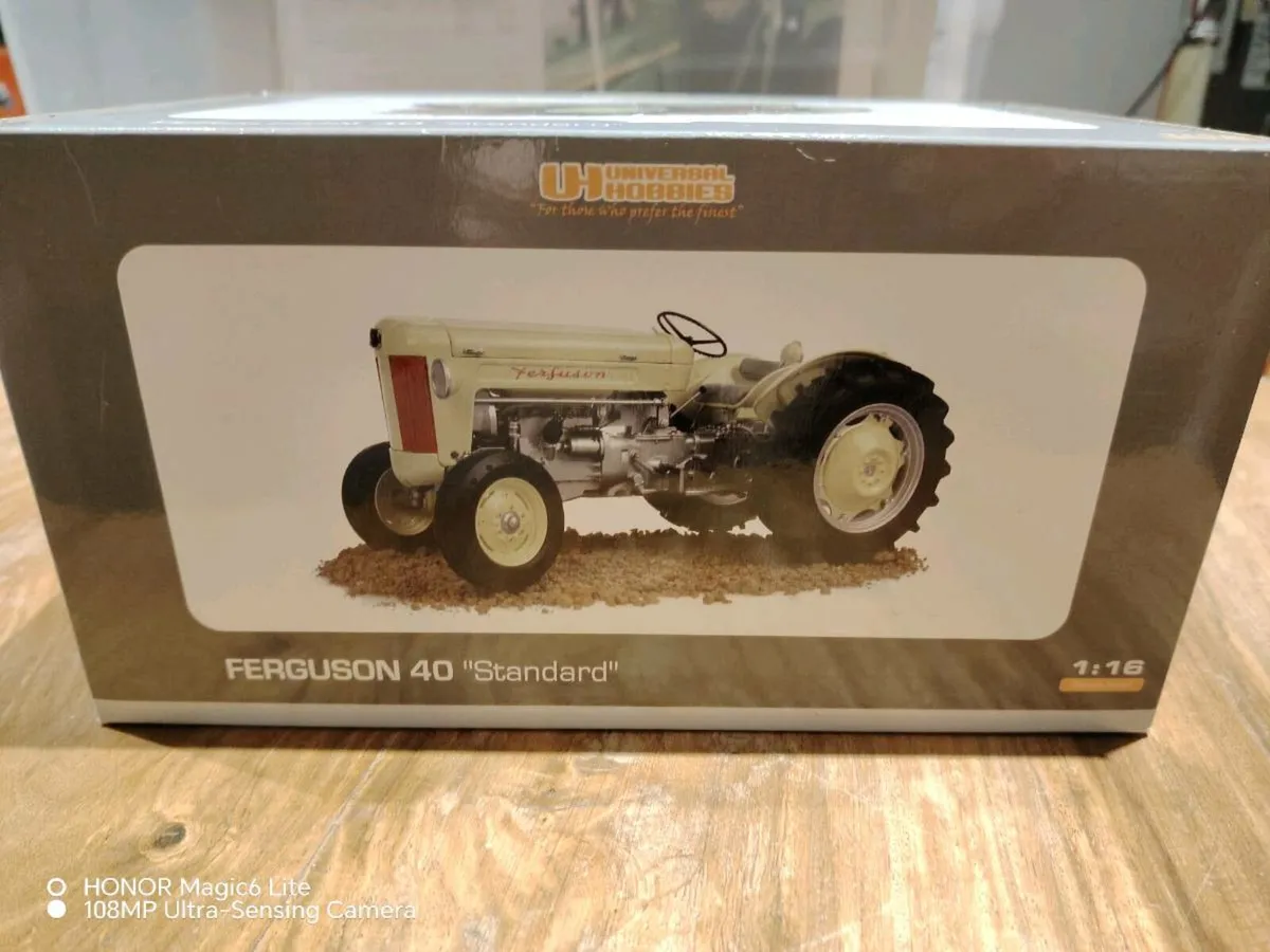 High-End Massey Ferguson & Ferguson Model Collect - Image 4