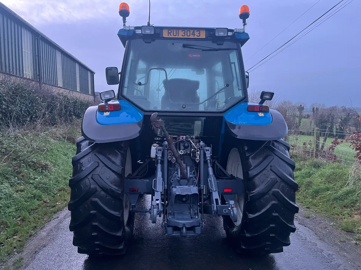 New Holland 8360 - Image 4