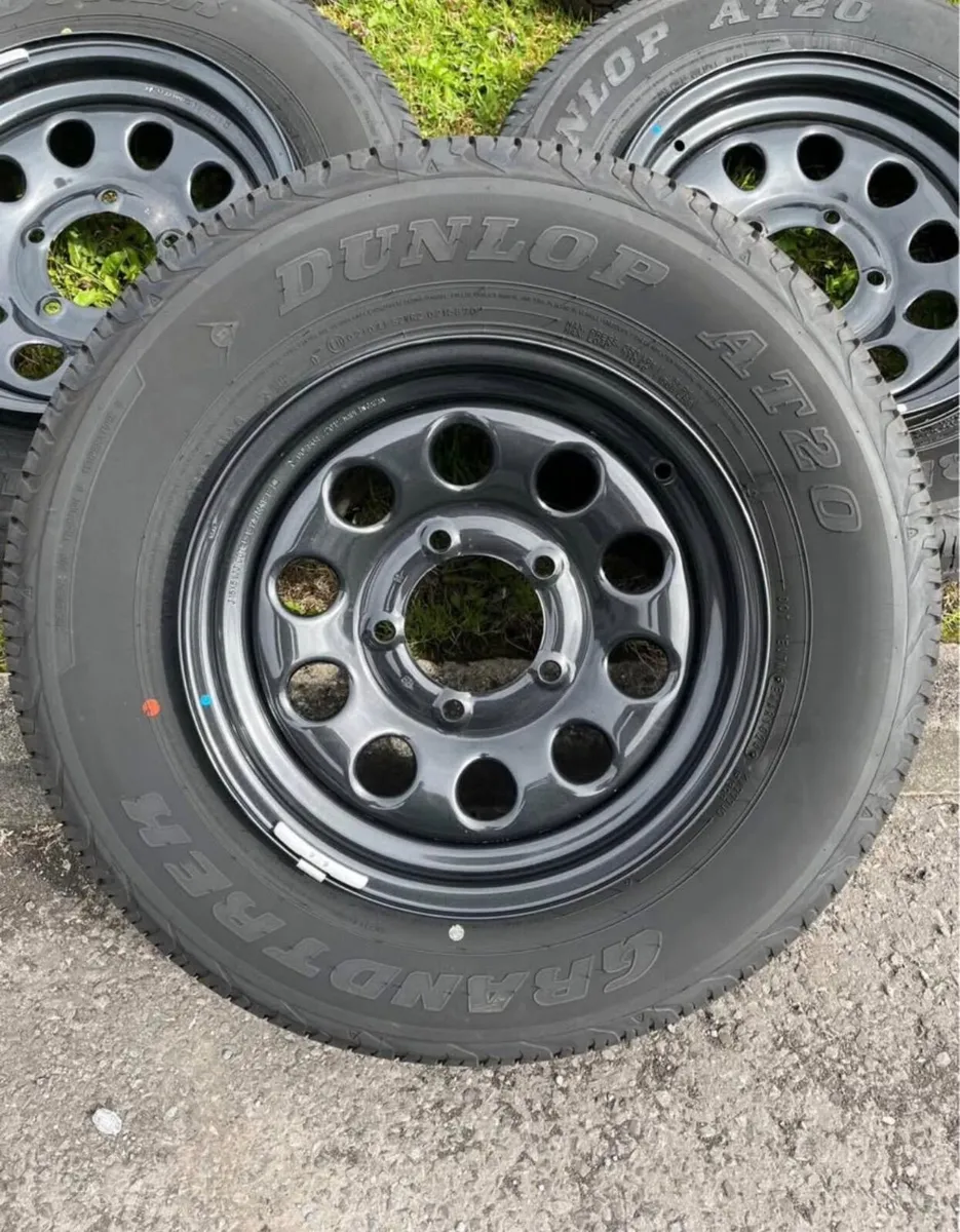 Alloy wheels - Image 1