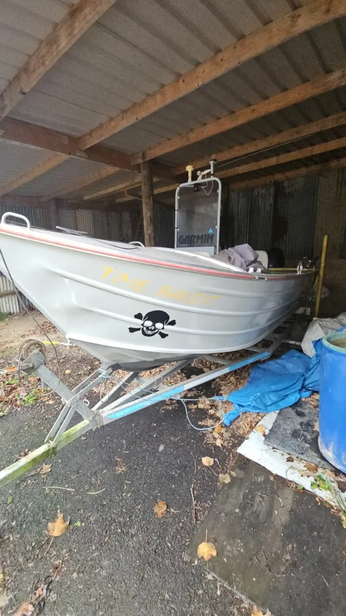 Aluminium boat - Image 1