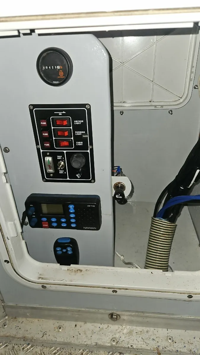 Aluminium boat - Image 2