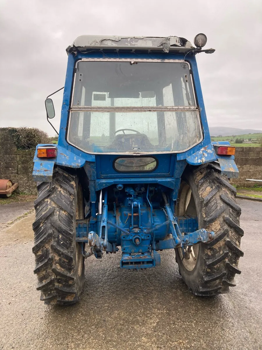 1981 Ford 7600 4wd - Image 4