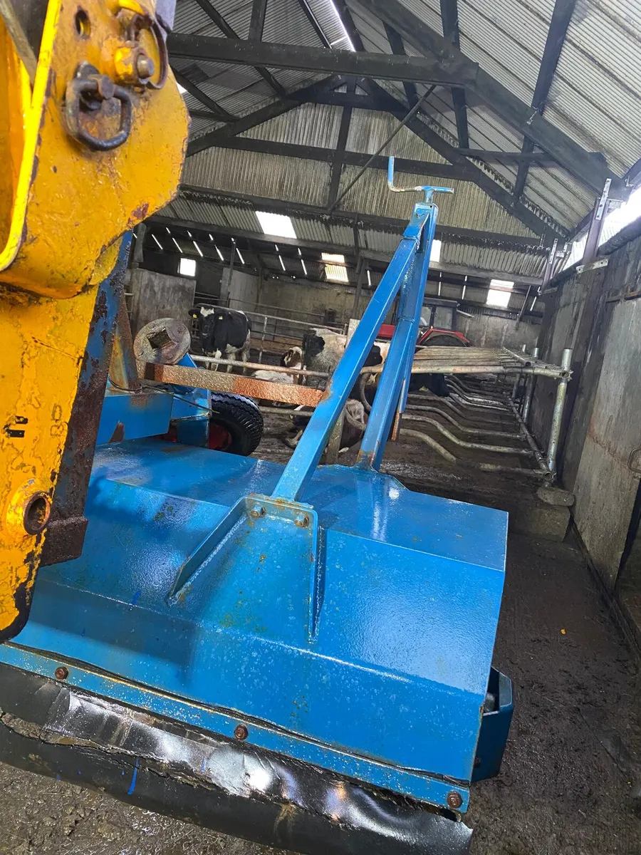 NC Road Brush - Image 3