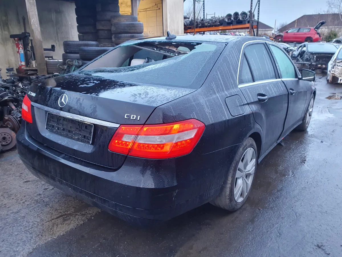 13 MB E-CLASS  2.2 CDI AUTO (651925) FOR BREAKING - Image 4