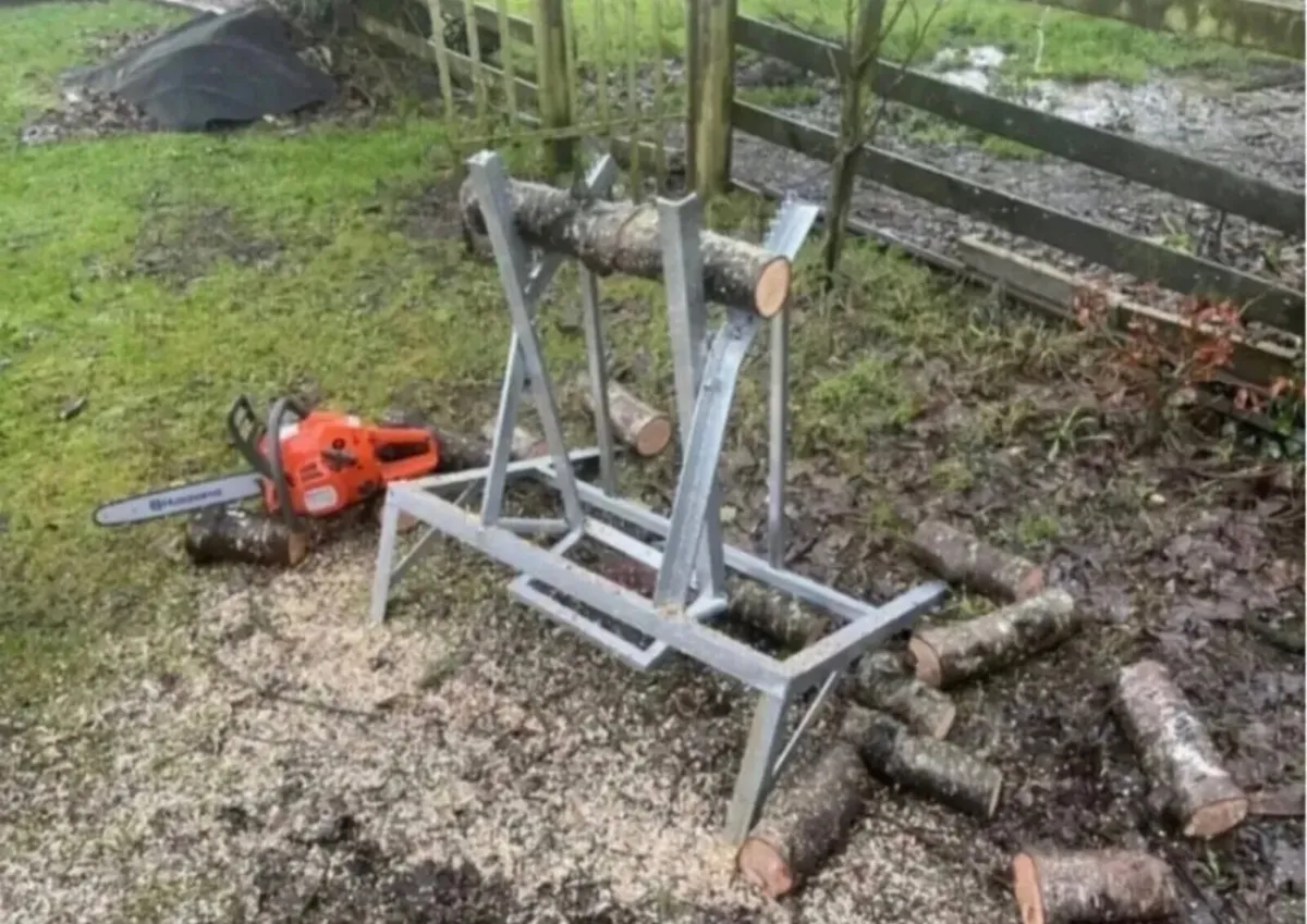 *LOG HOLDER * - Image 1