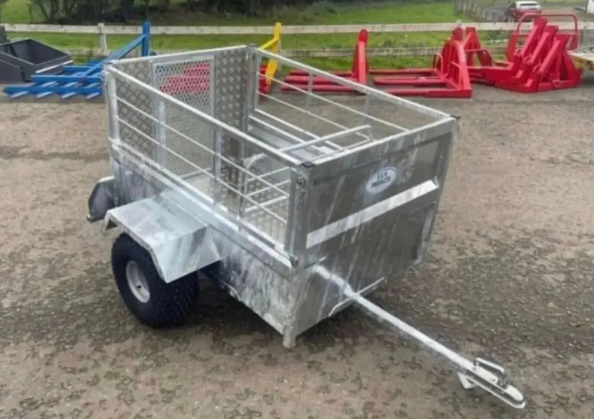 TRAILER 5x3 QUAD SHEEP WITH DIVISION GATE - Image 1