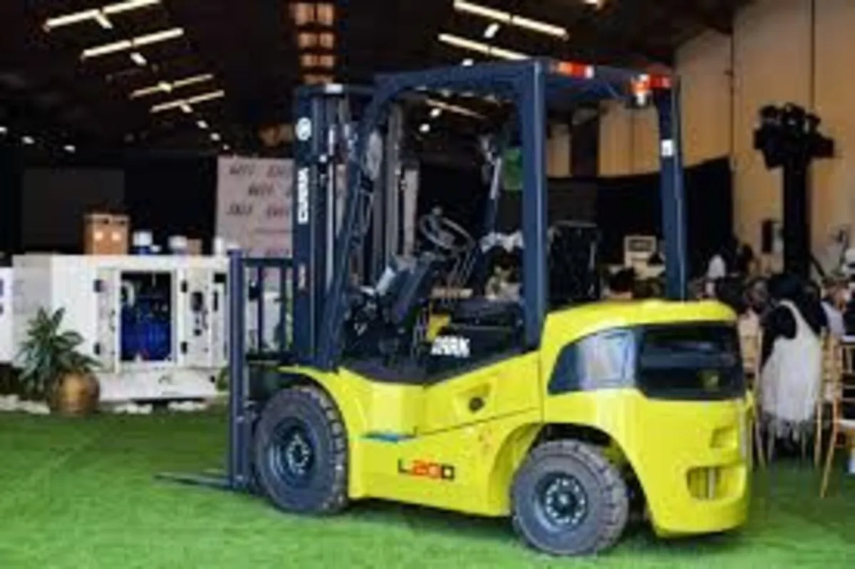 Clark S20D DIESEL FORKLIFT