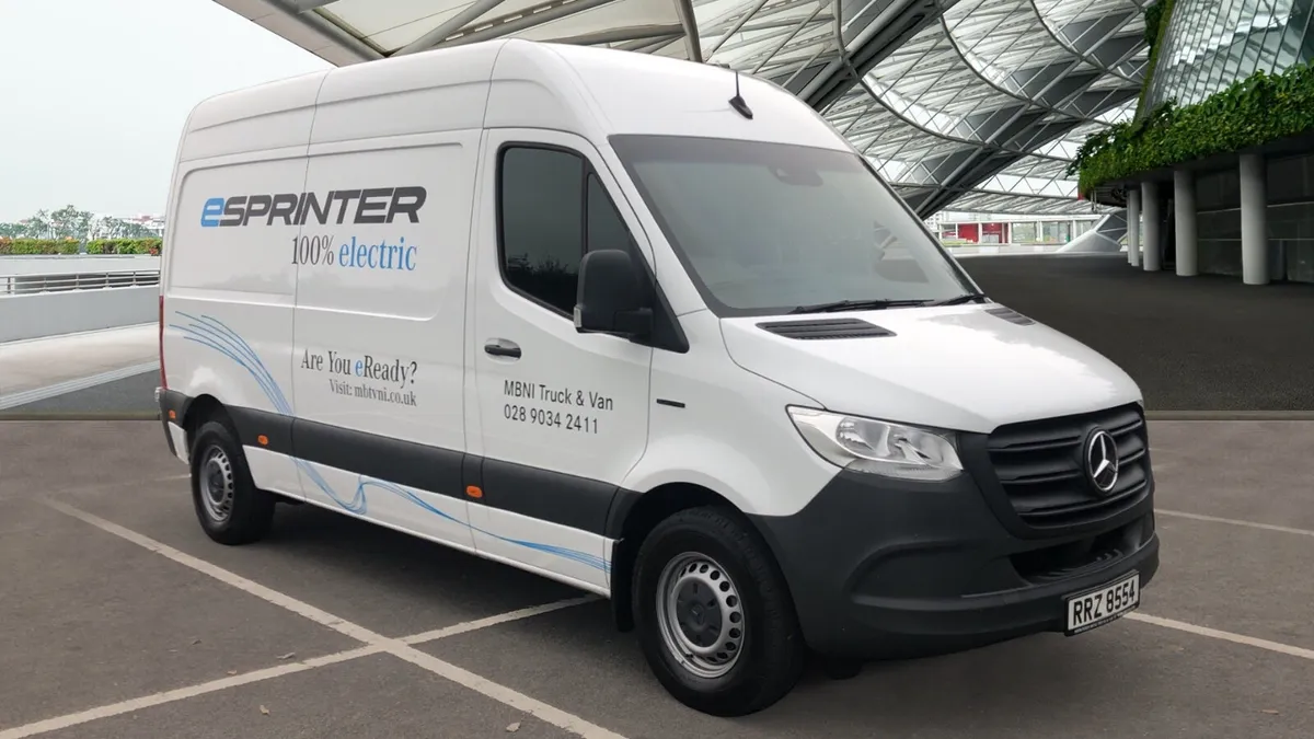 Mercedes-Benz eSprinter 55kWh Progressive - Image 1