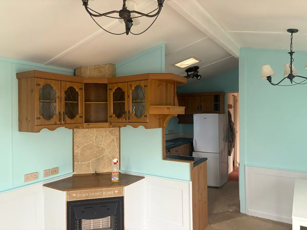 Mobile home double glazed central heated - Image 2