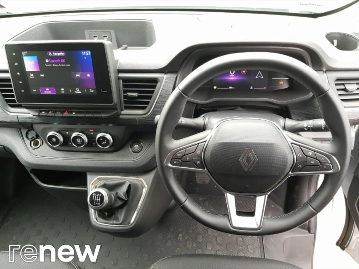 Renault Trafic 2.0 - Image 2