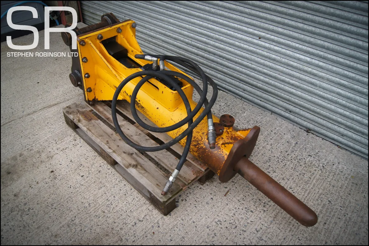 Arrowhead R100 Rock hammer - Image 2