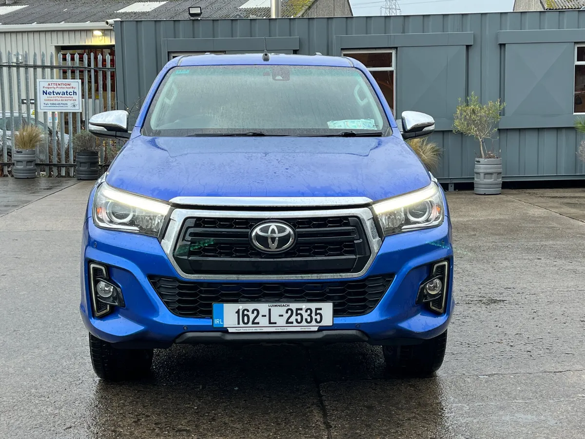 2016 TOYOTA HILUX INVINCIBLE AUTO.    NO VAT - Image 2