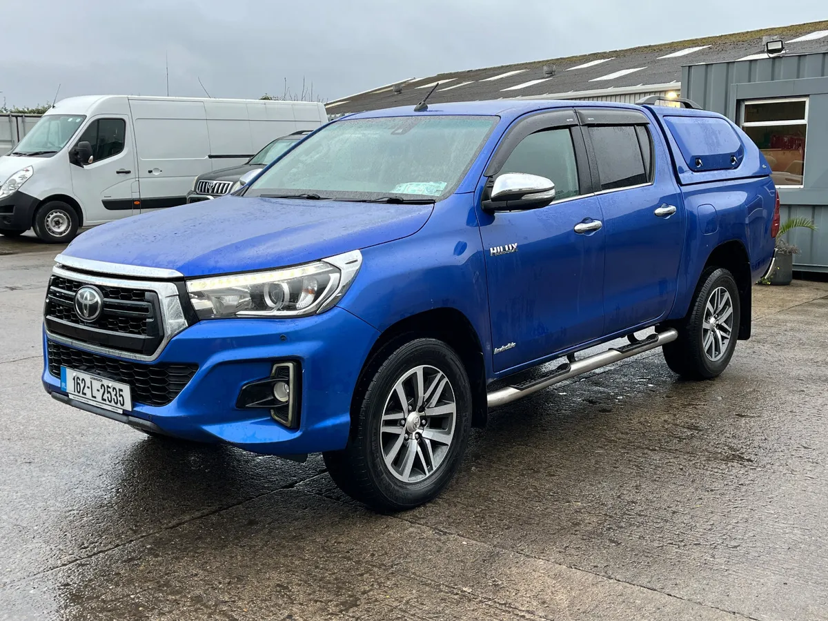 2016 TOYOTA HILUX INVINCIBLE AUTO.    NO VAT - Image 3