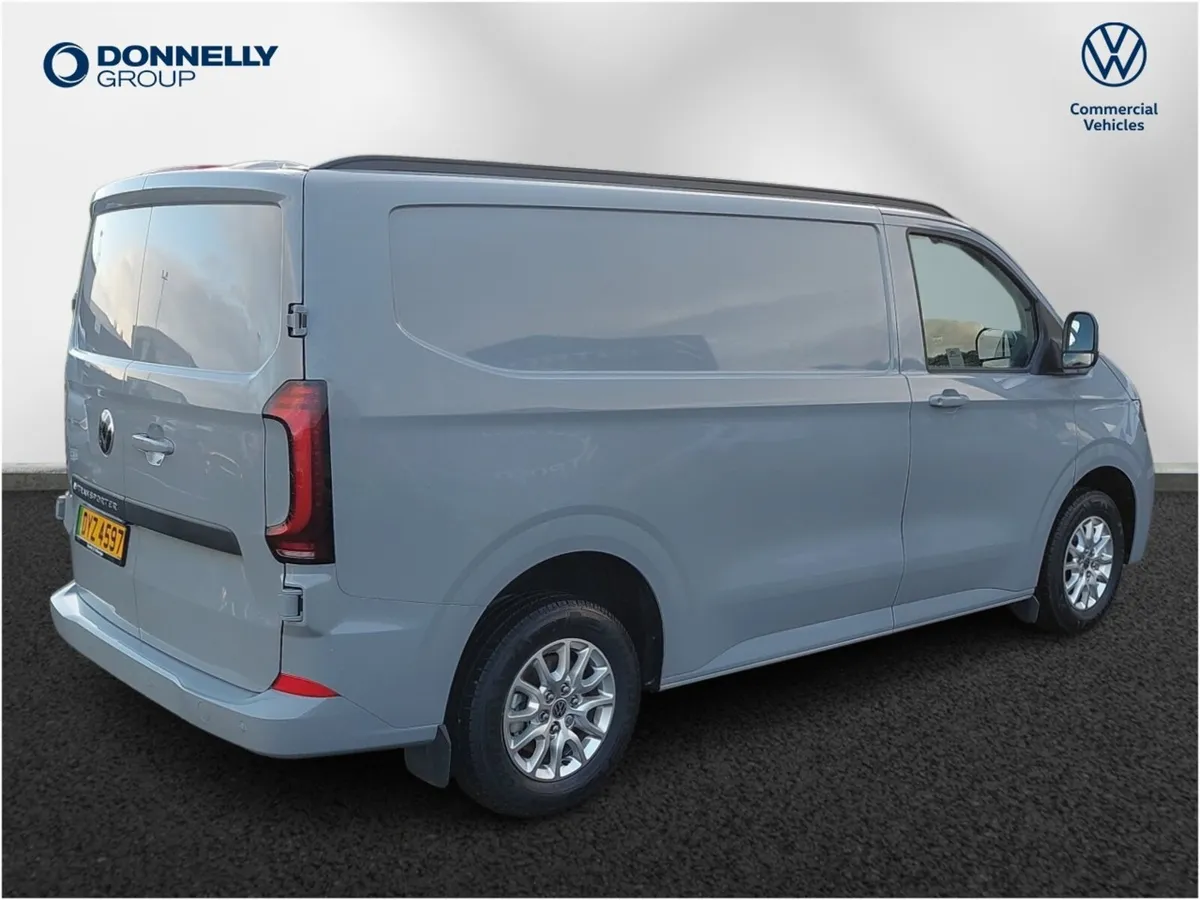 Volkswagen Transporter T32 Swb Electric Commerce P - Image 3