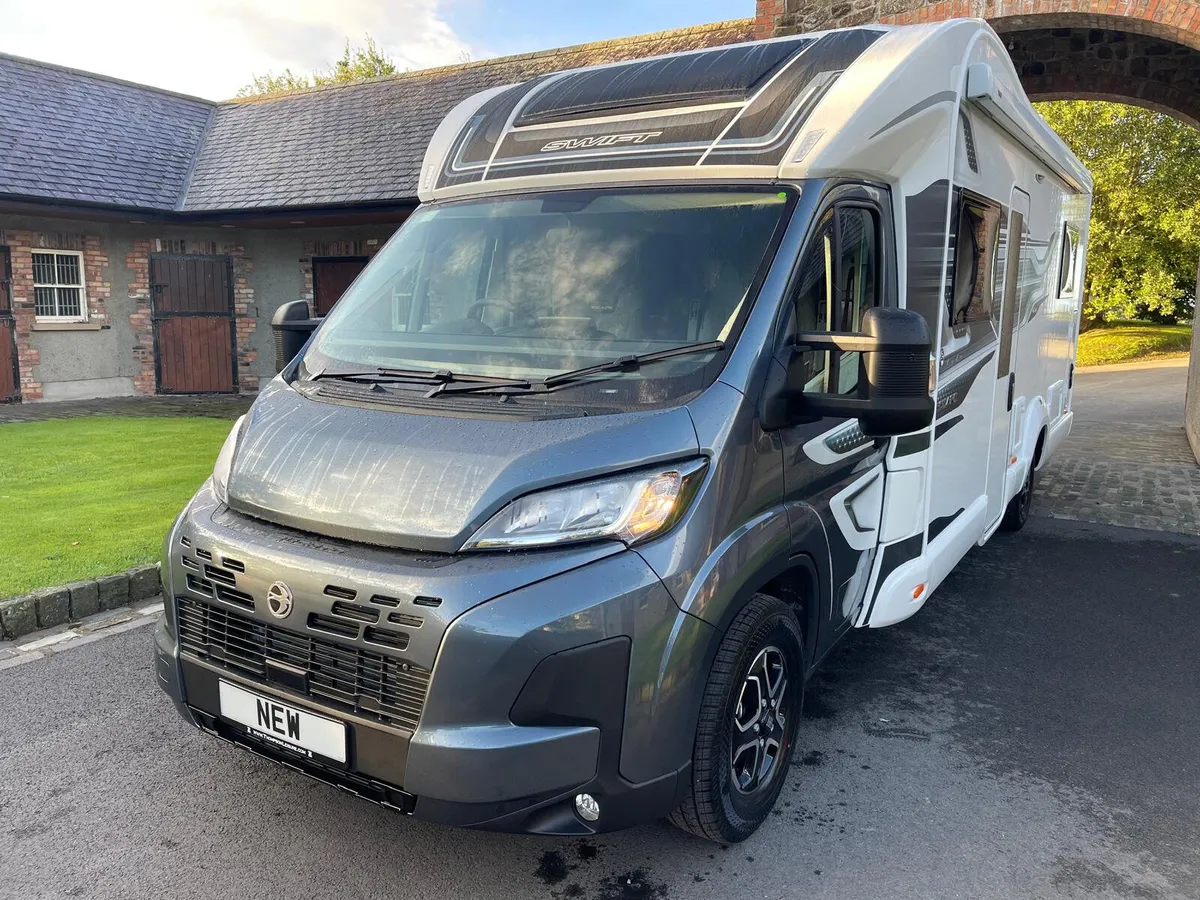 Swift Escape 674 (Price Includes VRT) - Image 4