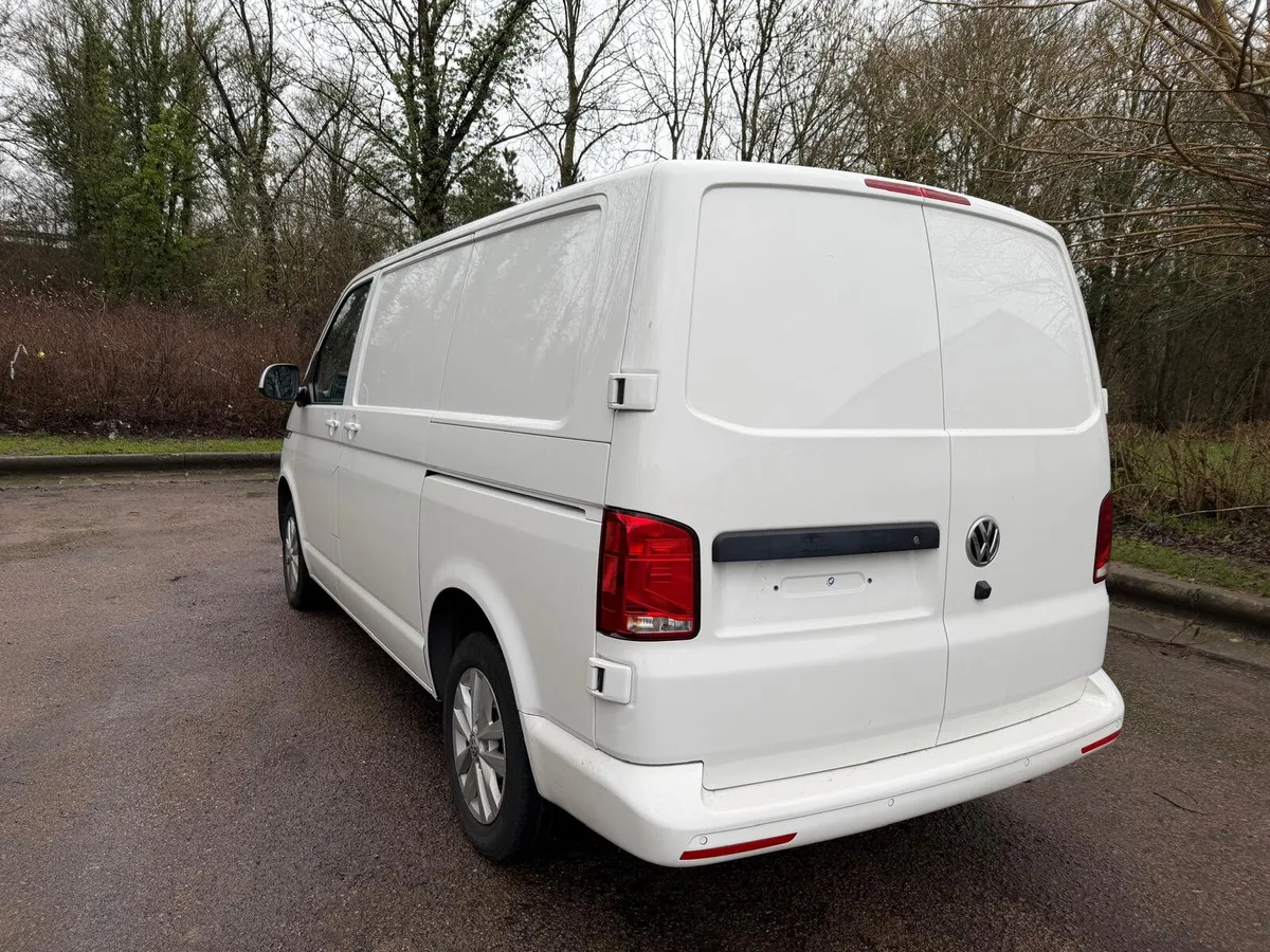 Volkswagen Transporter T6.1 Highline T28 | 0% VAT - Image 4